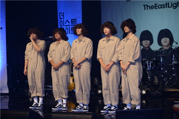 新人男乐团The EastLigh