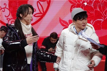东方卫视春晚,"相声小花旦"姬天语走台抢先曝光。