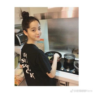 欧阳娜娜亲自料理「饭炒蛋」 网友表示：还可以！