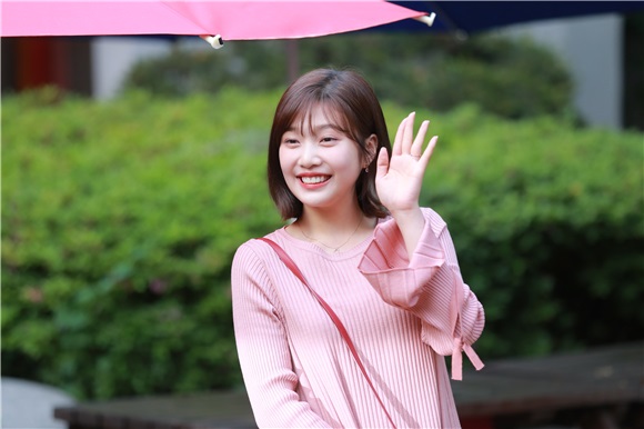 李玹雨、JOY、朴秀荣、李廷镇、李瑞元等出席电视剧《她爱上了我的谎》终映宴