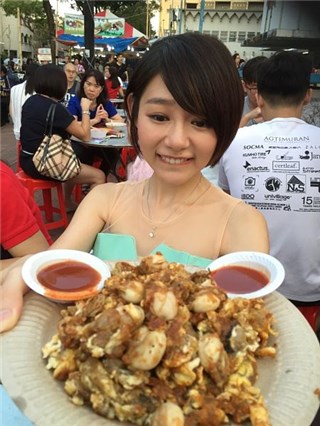大马女神林明祯送货到家 与方炯镔大嗑榴槤