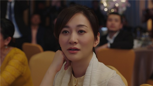 新剧人设被指哭丧脸 李小冉为剧霸气回怼反击网友