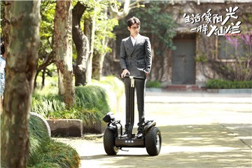 《生活像阳光一样灿烂》暖心收官，宋佳袁弘携手传递爱与陪伴的力量