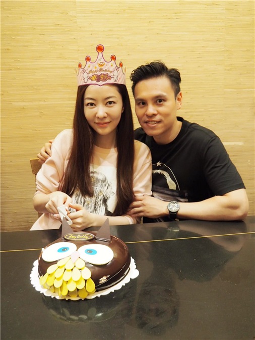〈Yes上海现场〉未婚夫惊喜现身上海 吻贺熊黛林36岁生日