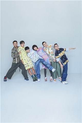 鱼丁糸多喜临门！「送子哥」青峰威力无穷「女神」馨仪怀二宝