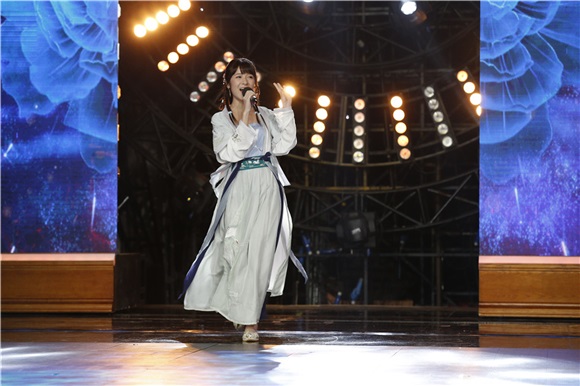 暑假神剧来袭 「白娘子」「小青」《天天》再聚首