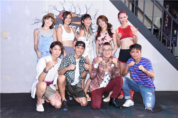 资深武打男星卢惠光来台拍摄电影《浪花娇娃》