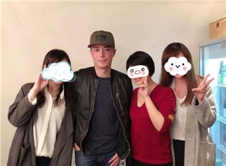 网友偶遇霍建华大赞真人好帅 微醺出镜遭粉丝调侃:快出来干活