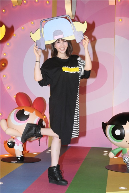 朱俐静出席飞天女神特展