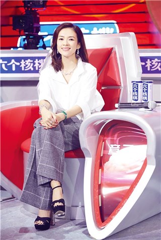 章子怡产后首战,气色好