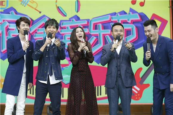《天天向上》大开寝室音乐节 五月天蔡健雅陈粒青春来袭