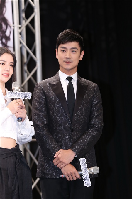 林佑威、李毓芬、沈志明、赖琳恩、刘庭均出席中视《来自未来的史密特》记者会