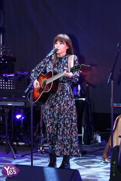 〈Yes 台北现场〉吴汶芳「我来自」演唱会彩排 舒米恩助阵同台合唱