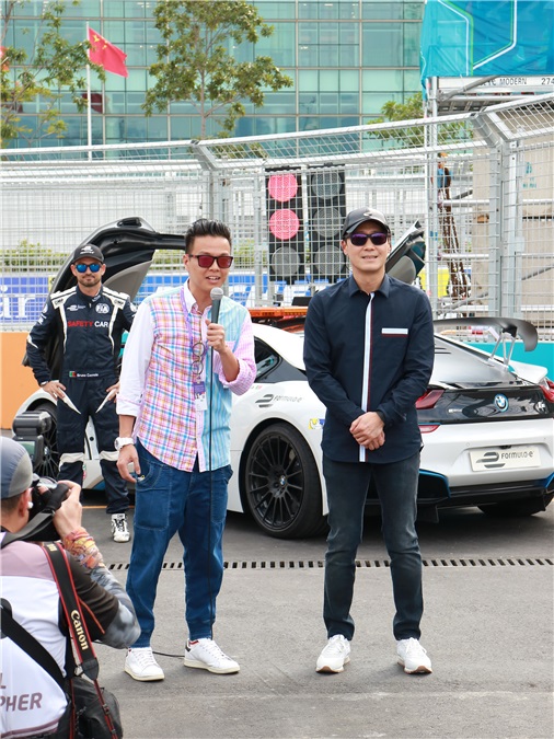 黎明、王祖蓝、张敬轩等出席观看首次《电动方程式赛车》大赛