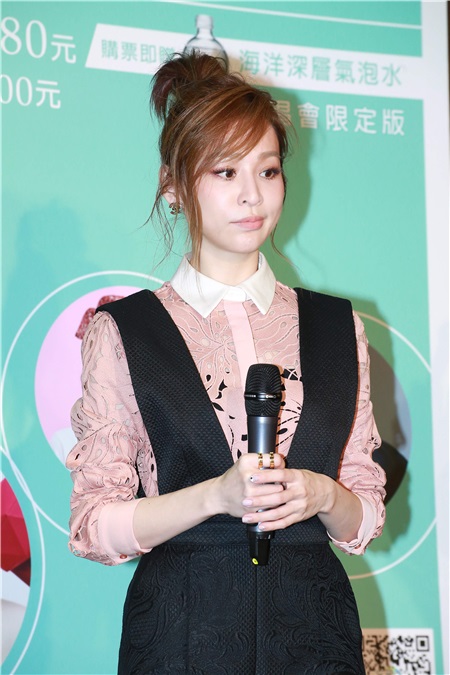 JR纪言恺出席《烟火灿烂我爱你》演唱会售票启动记者会 嘉宾王心凌站台