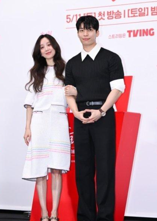 郑丽媛自认拍出「个人代表作」！魏化儁不惧接档《泪之女王》誓言当小鲜肉代名词
