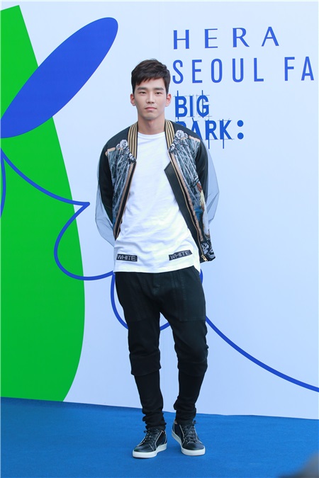 李珉廷、张水院、赵权、智淑等出席首尔时装周活动