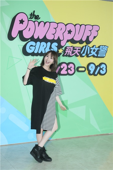 朱俐静出席飞天女神特展