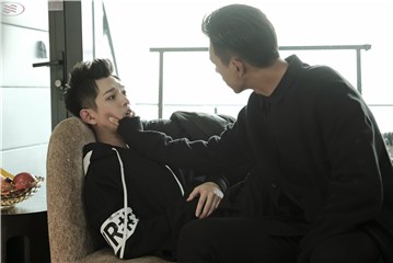 《亲爱的热爱的》热播  杨紫李现文苡帆陷三角乌龙