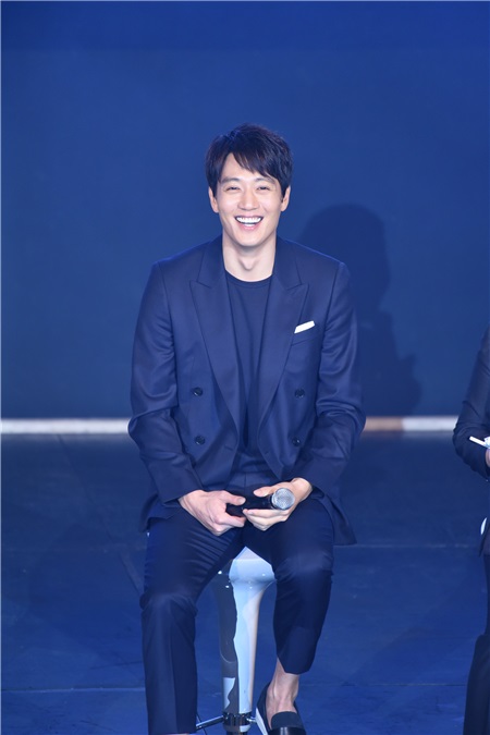 韩星金来元举办粉丝见面会