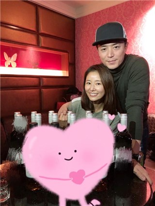 林心如过生日超甜蜜 与老公霍建华同框放闪