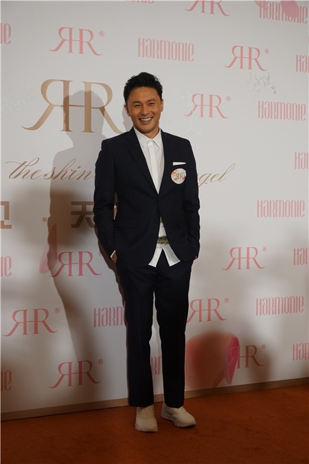 蔡少芬、洪天明等出席尖香蔓蕾文化发展派对