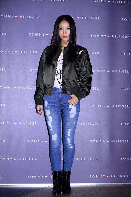 孙太英、婑斌、Yura、Vivian出席品牌活动