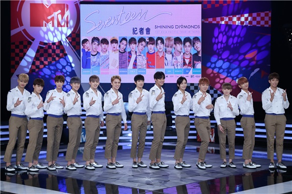 〈Yes台北现场〉韩国男子组合seventeen录制某节目