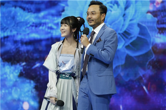 暑假神剧来袭 「白娘子」「小青」《天天》再聚首