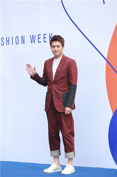 c jamm、NS允智、崔雄、吴尚津、金润雅、PAANTOM SINGER等出席2017 F/W首尔时装周活动