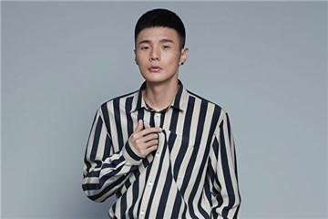 李荣浩写小作文吐槽自家物业   质疑到底是服务还是监管机构