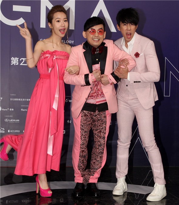 28届金曲主持人黄子佼