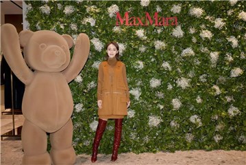 张佳宁性感复古多种风格秒切换 展现秋季穿搭个性姿态