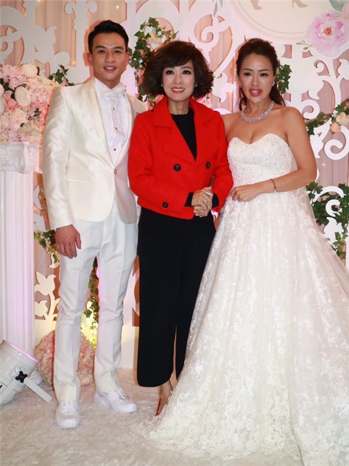 〈Yes 香港现场〉TVB娱乐台主播李漫芬大婚 圈内好友联袂出席