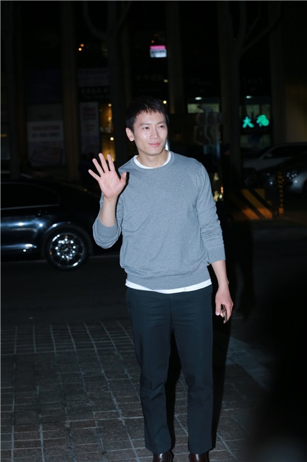 SBS电视剧《被告人》剧组举行终放宴 池晟、严基俊、少女时代成员Yuri、严贤璟等出席