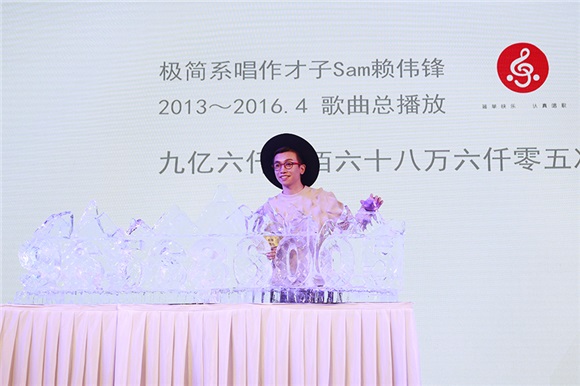 赖伟锋新专辑实力收获高人气 自曝用生锈吉他创作