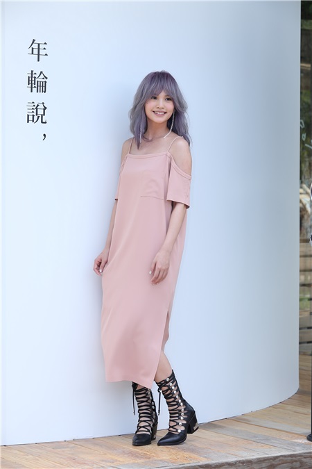 杨丞琳出席新专辑《年轮说》概念展揭幕活动