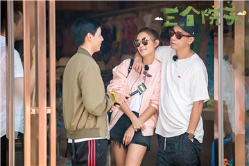 陈小春表示当演员是很好的经历