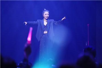 丁当相隔五年终於和歌迷“在一起” 《当我们再一起》两场完售开唱不孤单