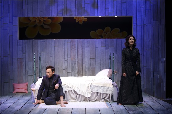 话剧《Mad Kiss》举行媒体试演会 赵东赫、李相二等出席活动