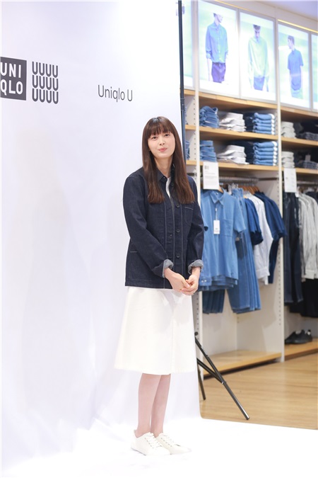 李奈映出席某品牌活动