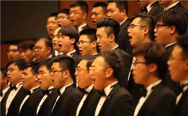 实力与颜值俱佳的“男团”要来  爱乐男声合唱团带来音乐会《在灿烂的阳光下》