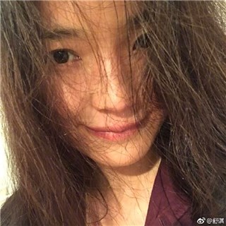 舒淇晒上近照与粉丝道晚安 宣告终於与「它」分手了