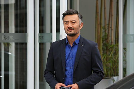 曹卫宇新剧杀青 成功演绎事业型暖男