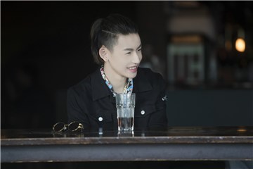 小鬼少年感十足