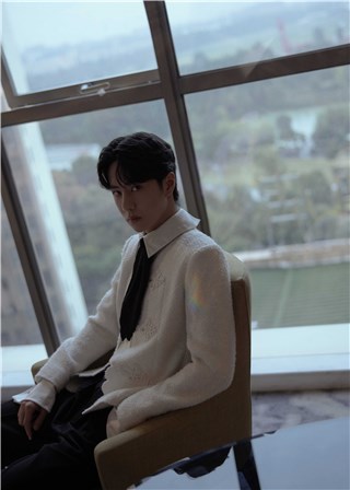 王一博荣获第30届中国电视金鹰奖观众喜爱的男演员奖