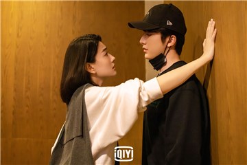 张新成细腻演技 网友狂赞 「提名女主角奖」