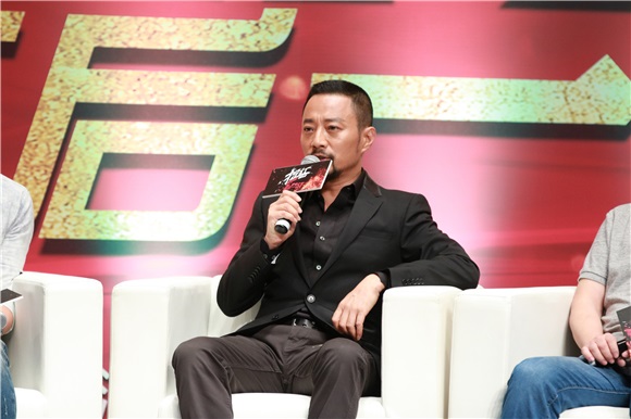 《抢红》抢下本周国产片预售第一 张涵予黎明「大小宝」合体