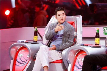 梁紫晨杀出重围加入鲍橒战队