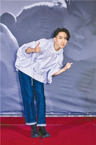 林宥嘉妻儿带旺狂捞金    “ 奶爸”身份接代言吸金7000万